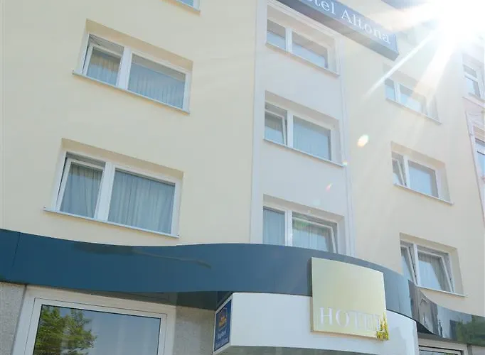 Western Raphael Altona 3*