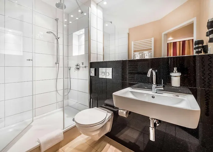 Hotel Western Raphael Altona 3*