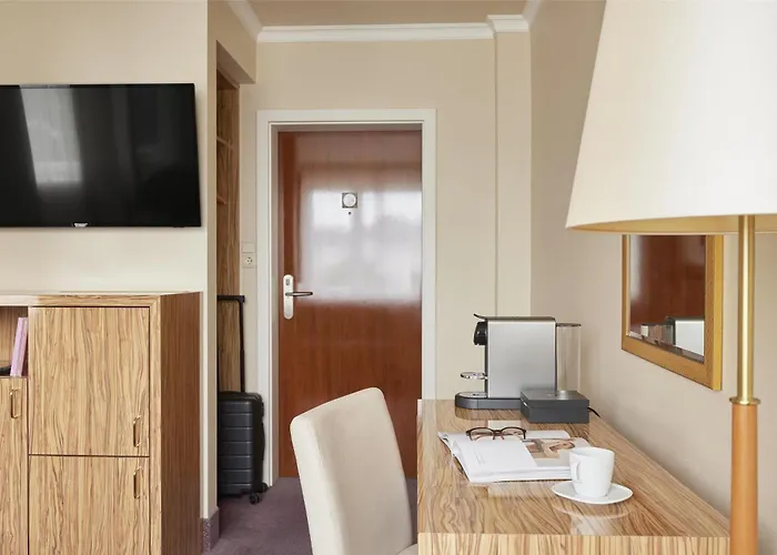 Western Raphael Altona Hotel