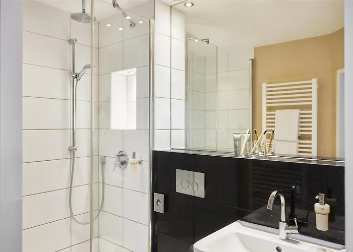 Western Raphael Altona Hotel