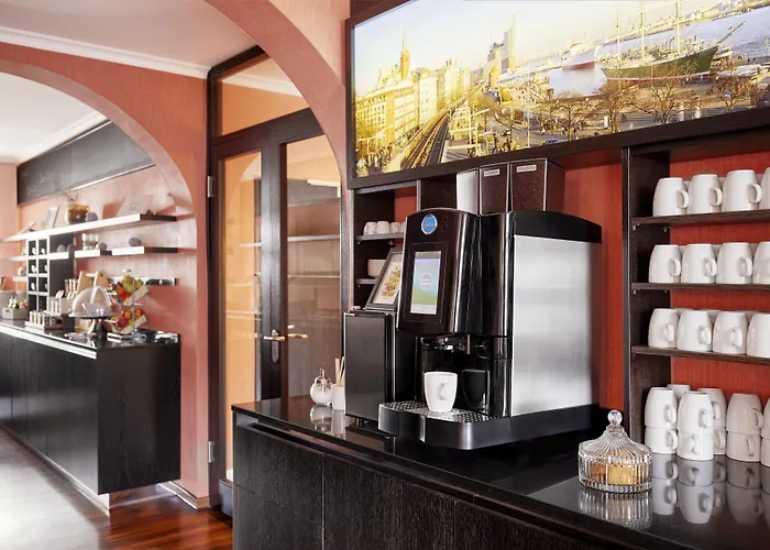 Western Raphael Altona 3*