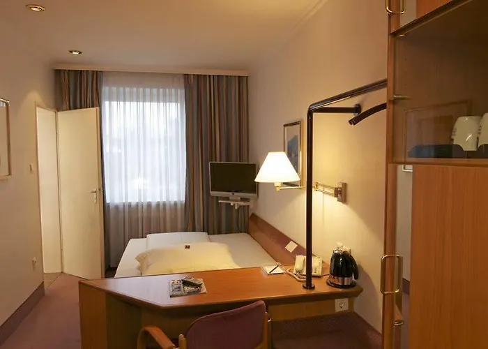Western Raphael Altona Hotel